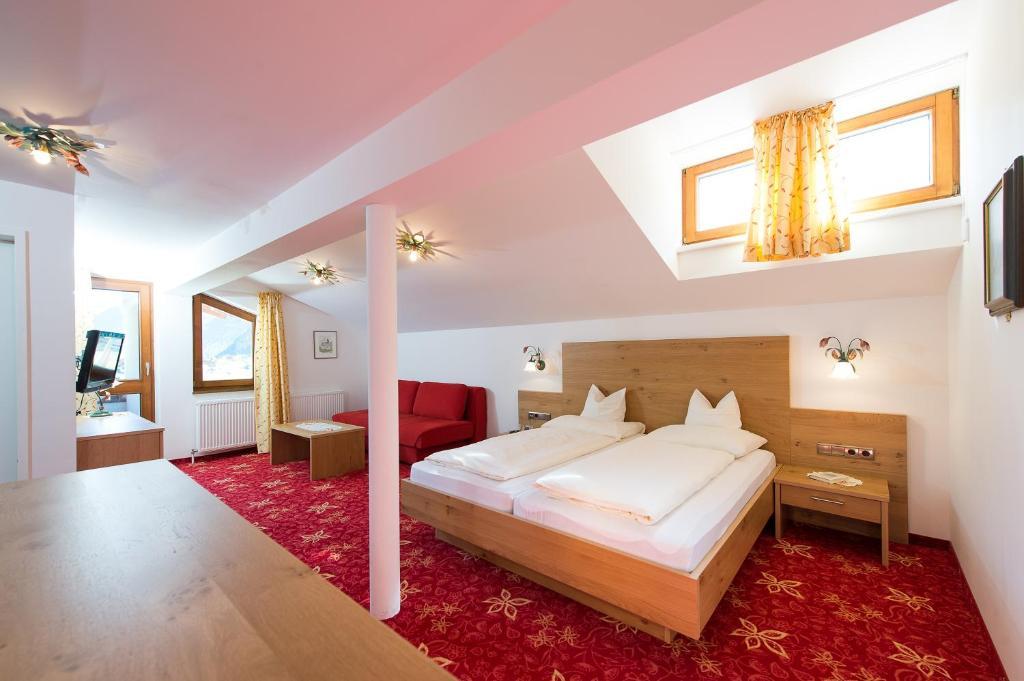 Gasthaus & Pension Alphorn Lech am Arlberg Quarto foto